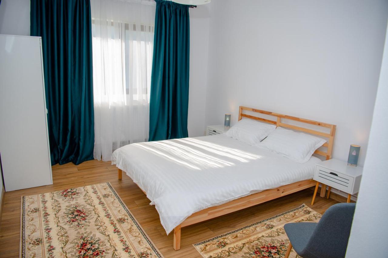 Family House Pristol Appartement Buitenkant foto